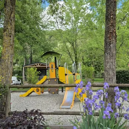 Campingplads Mobil-home 2 Avec Terrasse - Api-1-52-1740 Belmont-sur-Rance