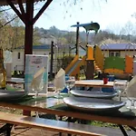 Mobil-home 2 Avec Terrasse - Api-1-52-1740 Kemping Belmont-sur-Rance