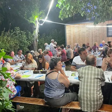 אתר קמפינג Mobil-home 2 Avec Terrasse - Api-1-52-1740